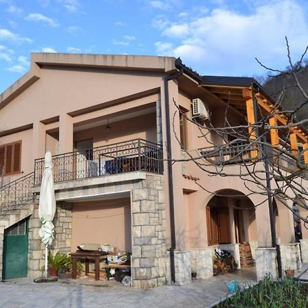 فيربازار Guest House Radoman المظهر الخارجي الصورة