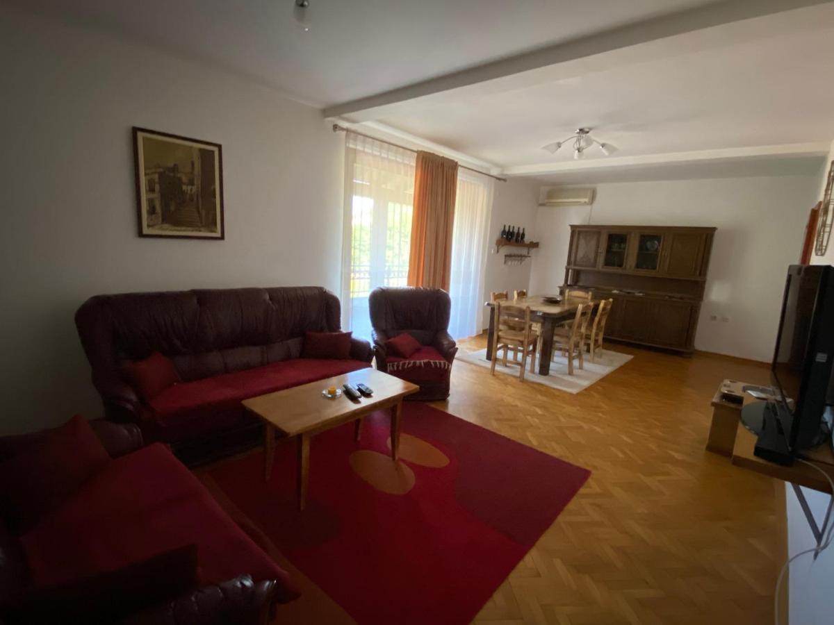 فيربازار Guest House Radoman المظهر الخارجي الصورة