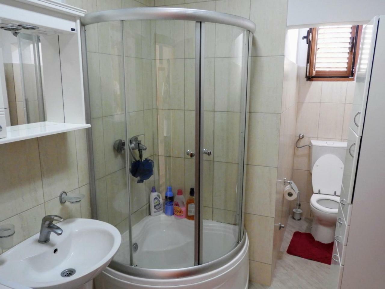 فيربازار Guest House Radoman المظهر الخارجي الصورة